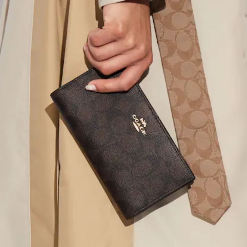 Coach Signature Slim Zip Wallet